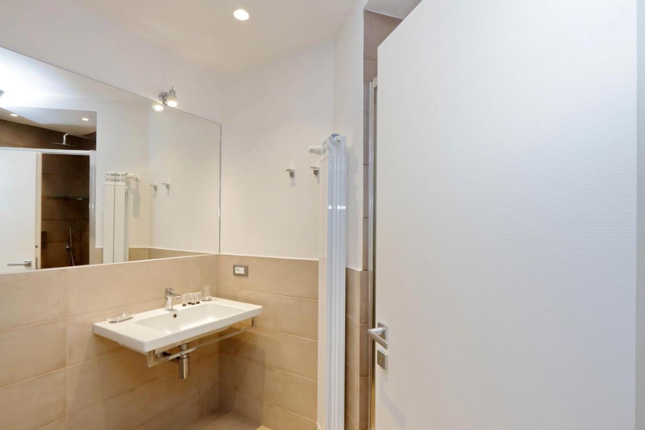 Vatican Museum Bright Apartment Up To 8 People โรม ภายนอก รูปภาพ